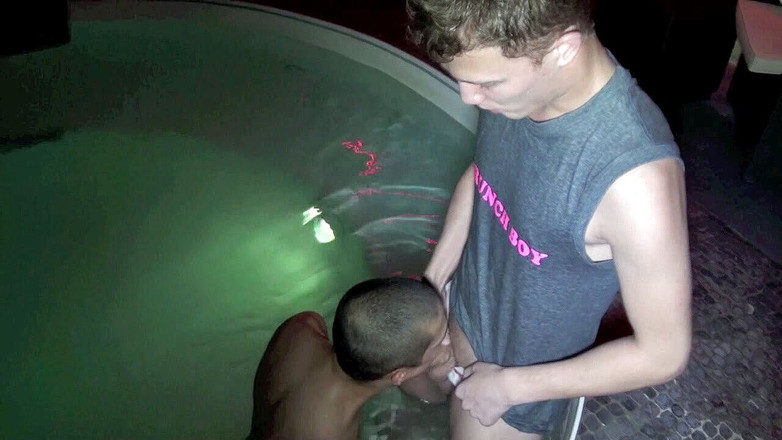 Crunch Boy: ふしだらなアラブのイケメン積によるKameron Frost