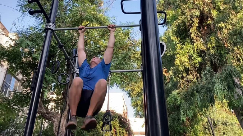 Alex Igogo: Me bombearé y me iré a masturbarme.