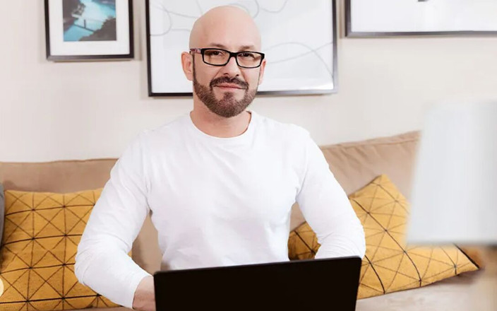 Virtual Real Gay: Cyberwanking