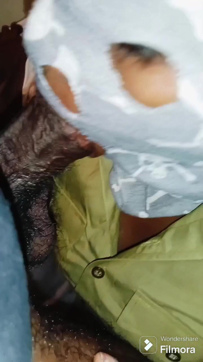 Marri bully: Індійська бхабі навчає трахати і смоктати член