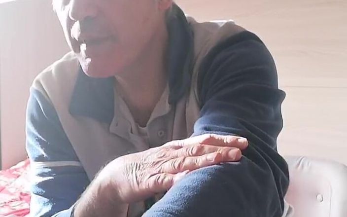 Setesesso7: Ти моя повія, яка змушує мене дуже збуджуватися