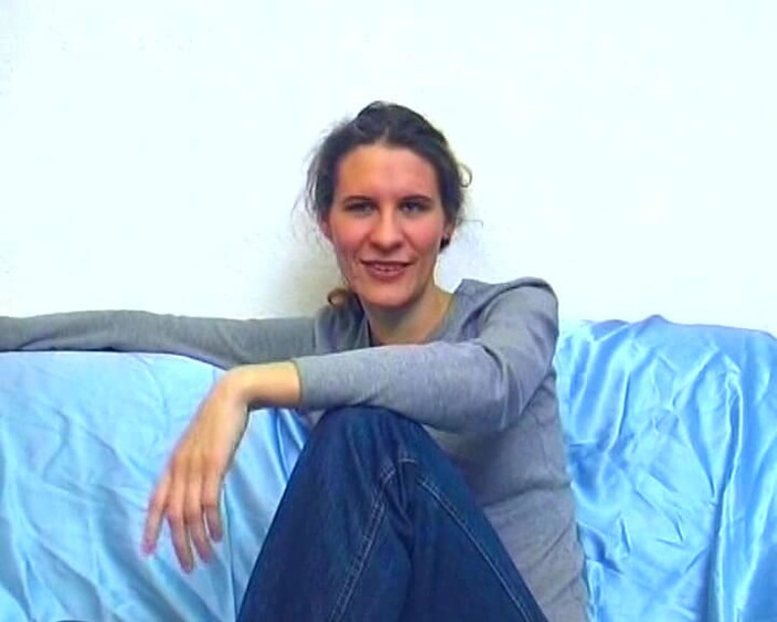 Deutsche Madchen: Pretty Brunette German Babe Shows Her Cunt in Front of...