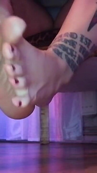 Moisturize My Feet Footfetish Custom Clip