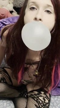 Sexy Bubble Blowing Brat Dirty Talk