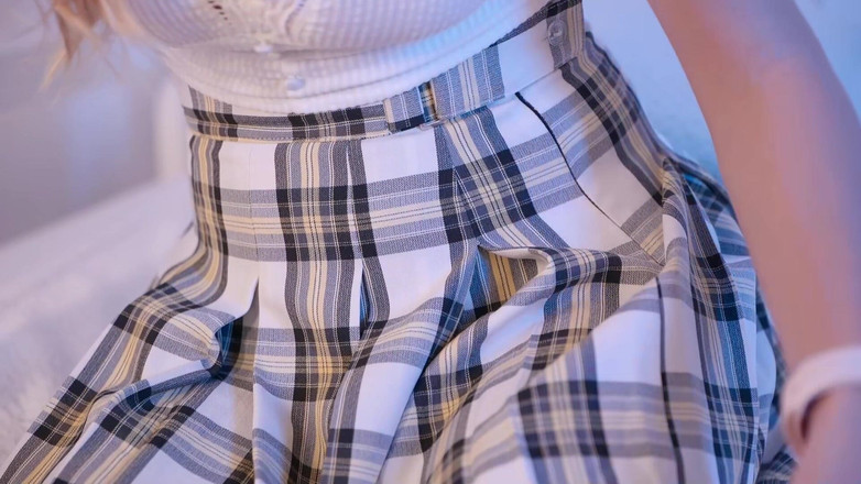 Stella Cardo: Masturbasi dengan celana dalam