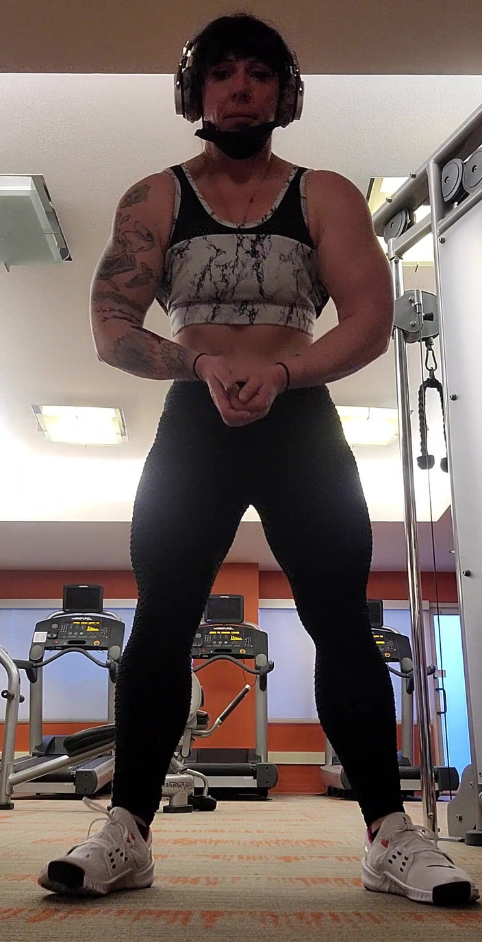 Ecko Belle: Happy Sunday yêu những loại nội dung tôi sẽ làm...