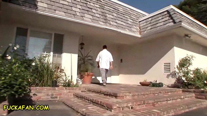 Fuck a Fan: Fuck A Fan – Johnny from Malibu face fucks submissive Teen...