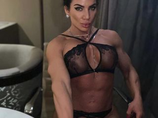 Alesya muscledoll: Study with Me?