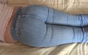 Ardientes 69: Beautiful Stepmom's Big Ass with Her Jeans on and Jeans...