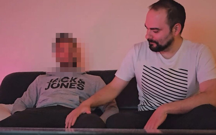 AntoGoesHunting: Hetero Řidič Uberu Mě Kontaktuje Kvůli Jiné Zkušenosti