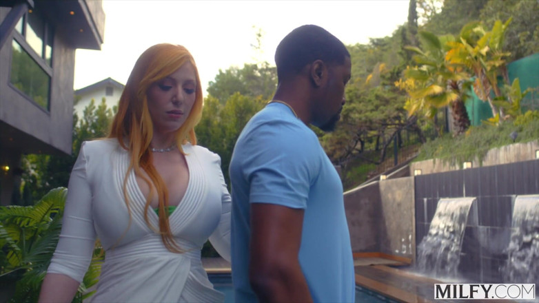 Milfy: Milfy Anal-obsessed Housewife Lauren Has a Taste for BBC