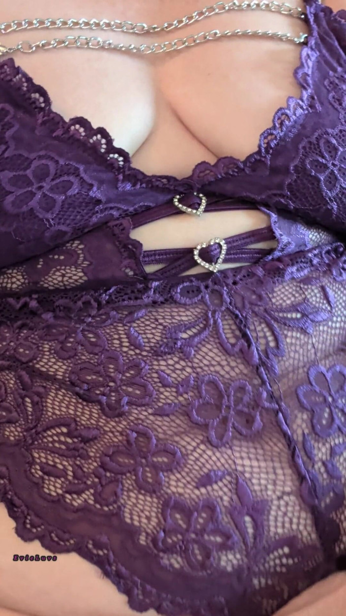 Elianna: Cuckoldress Denial Training