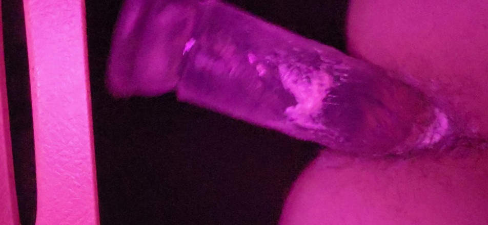 Takes it all: 10'lu uzun yarakla kendimi sikiyorum