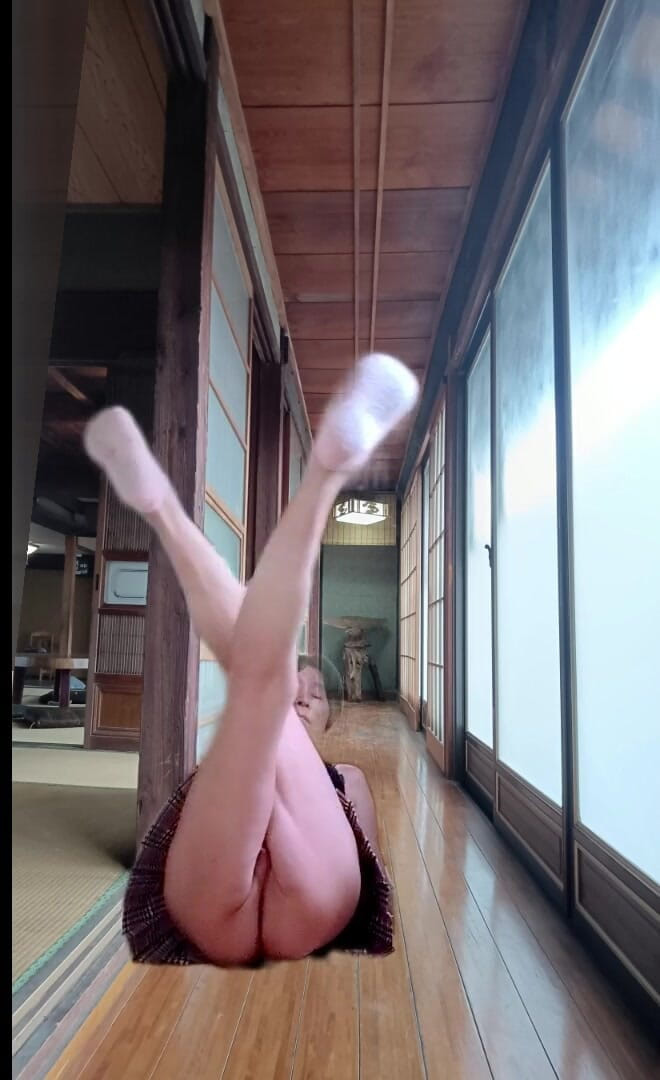 Pai-chan: Tokyo Strip House - Kominka Nude