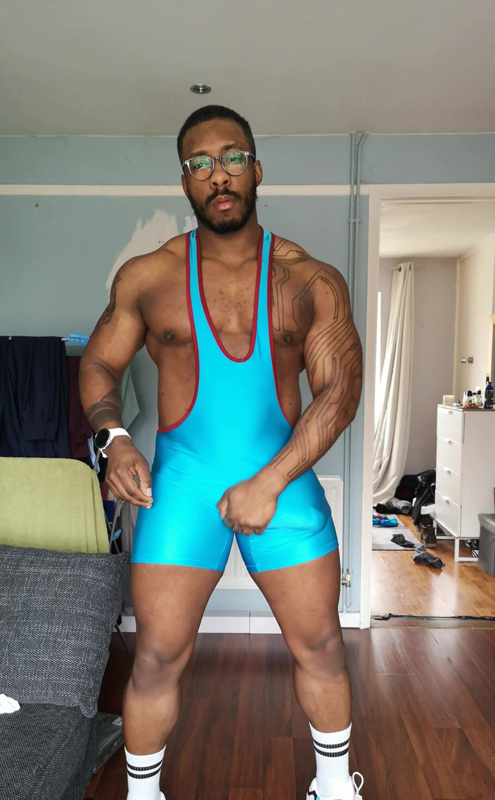 Amadeus: Xem thêm con cu lỗi trong tuần này như tôi...