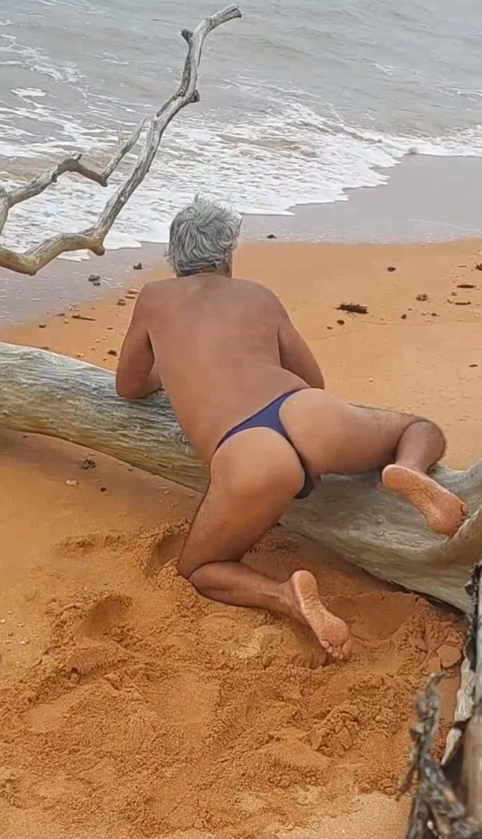 Ladysilvas: Ladysilva plajda bikinili ne yaramaz ateşli bir göt