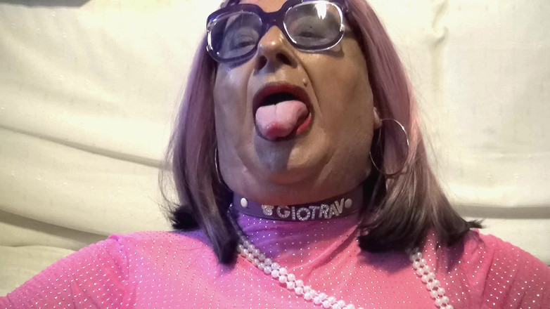 gio calda: Sissy Whore in Pink