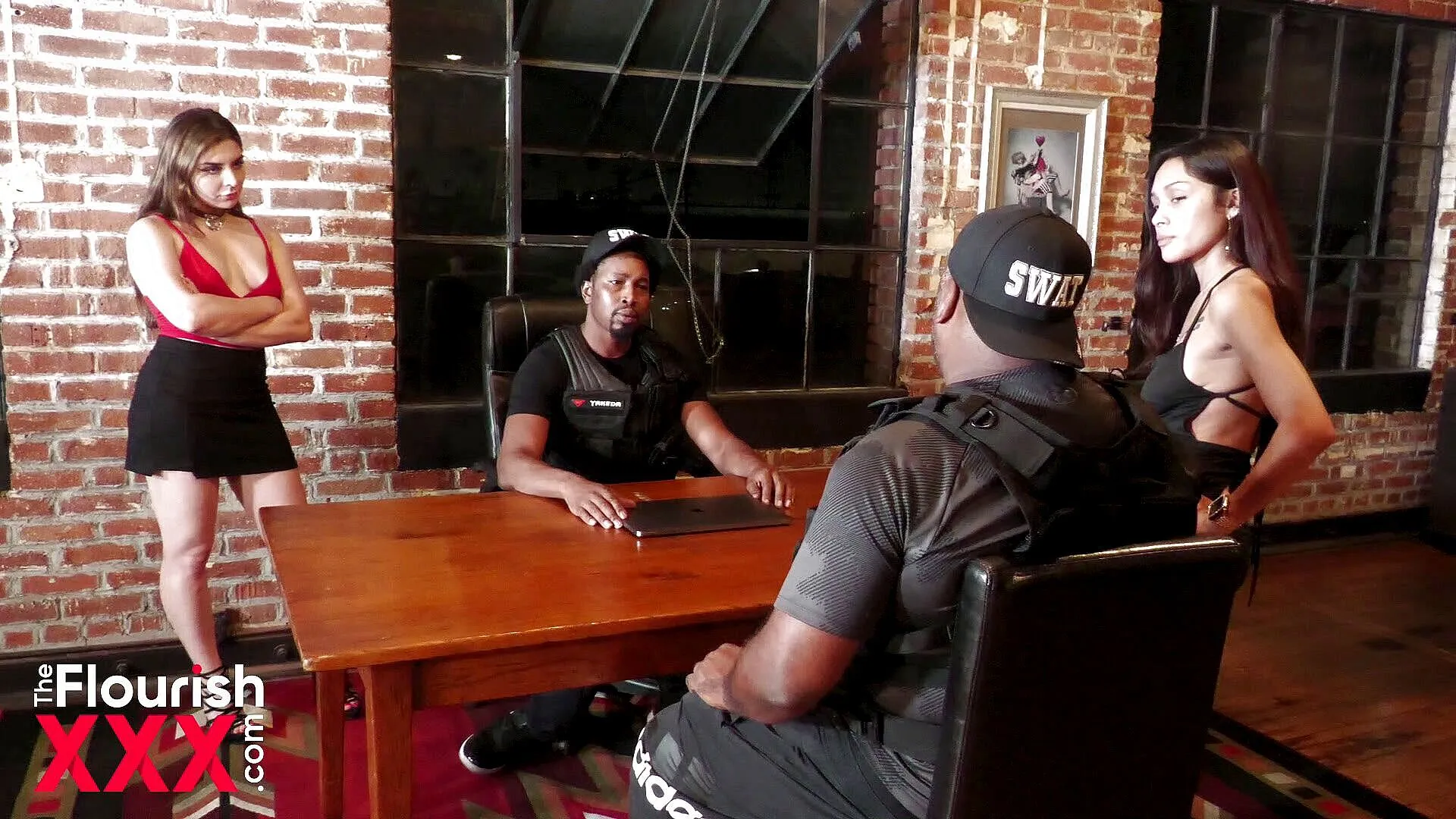 Swat crew gone dirty - Episode 5 von The Flourish Entertainment | FapHouse