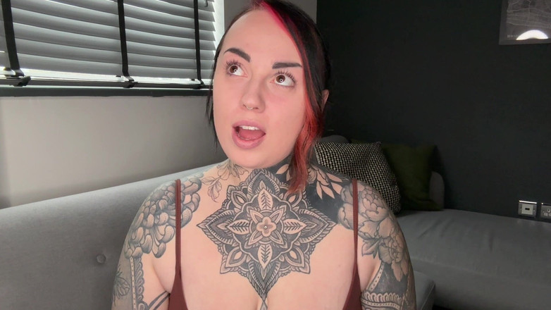 Miss Valentina: Curva mea efeminată, partea 2: Excursie de cumpărături