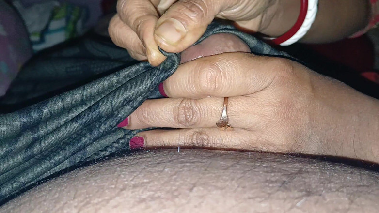 Anguribhabi: Uff moja macocha jest taka wymagająca