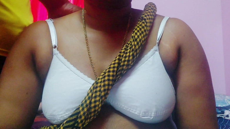 Desi Mohini: デジ・ヤング・バビ・モヒニが彼氏とセックス