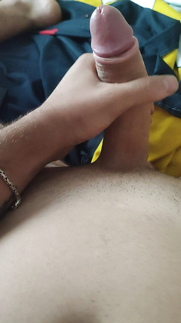 Badboy234: Я вивільню свою сперму тобі на обличчя