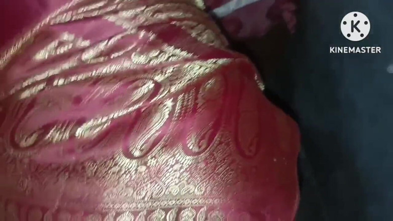 Savita5343: Malik baise une soubrette indienne qui travaille dans sa maison