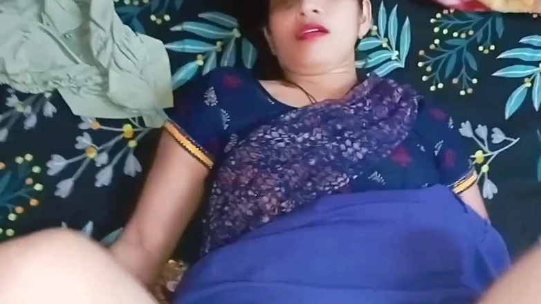 Janvibhabhii: M-am îndrăgostit de băiatul care livrează pizza și când soțul meu nu...