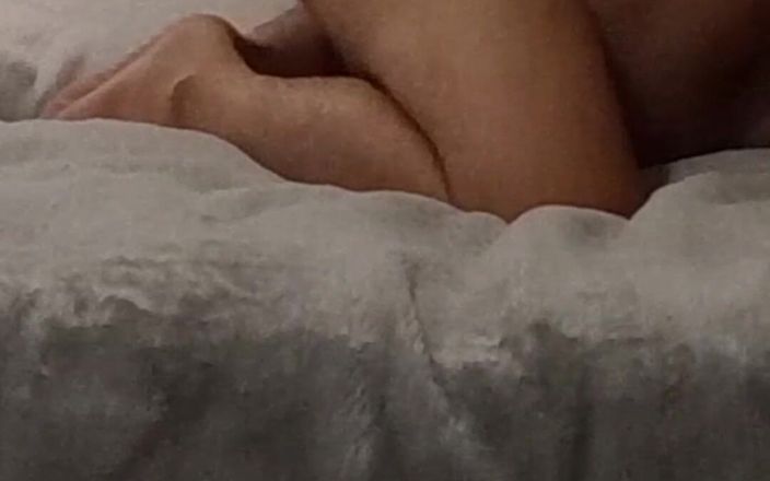 AsianAmateur_20: 泰国爸爸每周五晚上都会再次打我的洞。