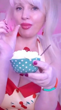 Dildo Play