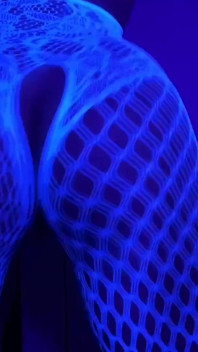 MILF Twerking Tease: Big Booty Bouncing - Jane Cane