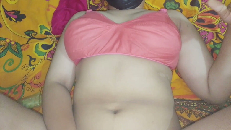 ValuableBridge1: Sesso a casa con la mia ragazza calda