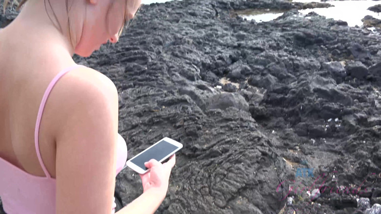 ATK Fans (Girlfriends): Virtual vacation on hawaii with bailey brooke part 1