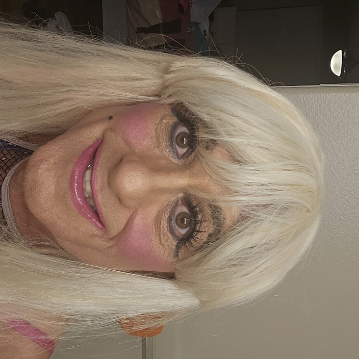 Jasmine Sub: Sissy transvestiten-ehemann beginnt ein gangbang-fickfest