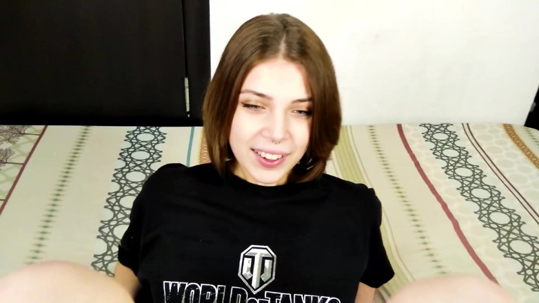 Foot Girls: Pervert foot teenie Maya wants his cum with feet, hands...