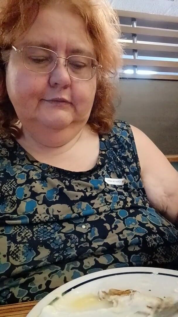 BBW nurse Vicki adventures with friends: Blueberry crepes a Creme Yummy