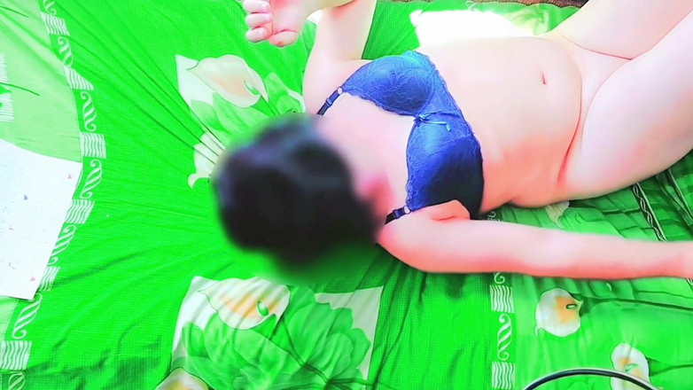 Kitty_Cross: Crossdressing sztuczki, jeśli nie masz sukienki dziewczyny nie martw się...