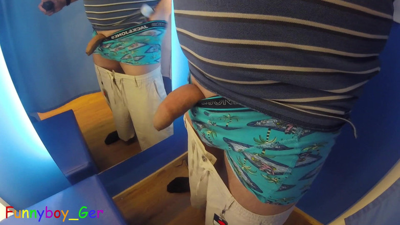 Funnyboy-Ger: Wixen di ruang ganti