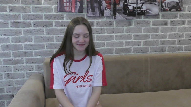 Nikolas: Podcast dengan perawan muda