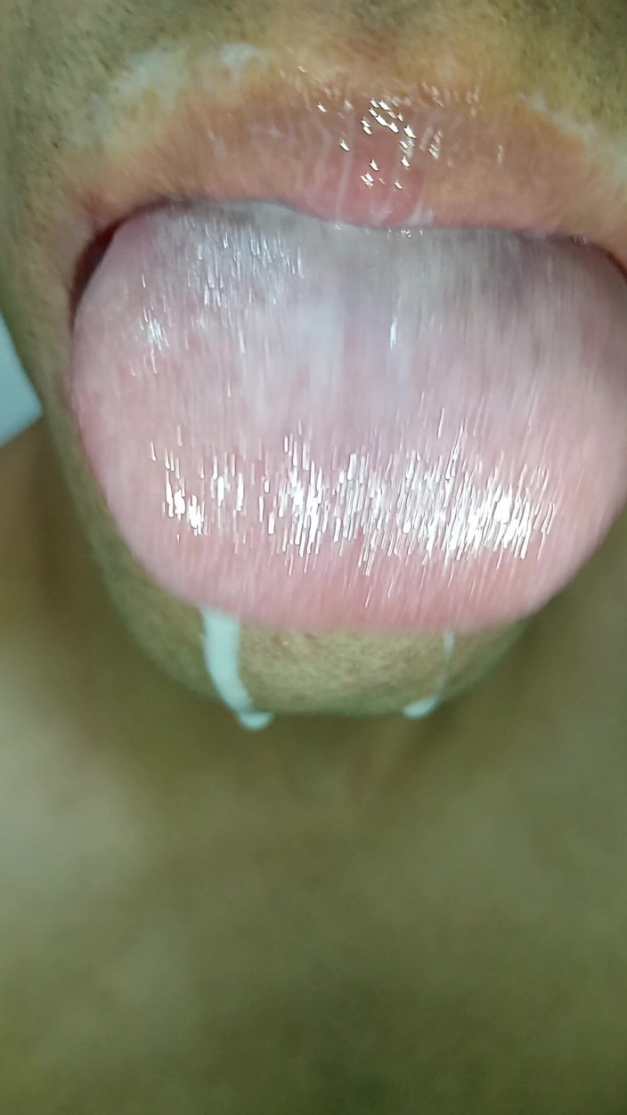 Rey rey: Îmi place sperma în gura mea, limba lungă limba, sărut, Six...