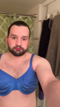 I Love Wearing Bras!