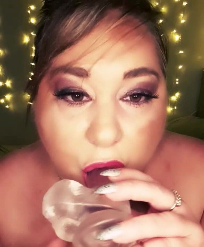 BlancaGirlBBW: 젖고 빨아주는 블랑카걸비