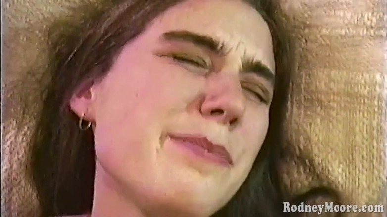 Rodney Moore: Vintage hairy girl threesome and cum sharing