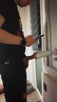 Cuming in Flashlight