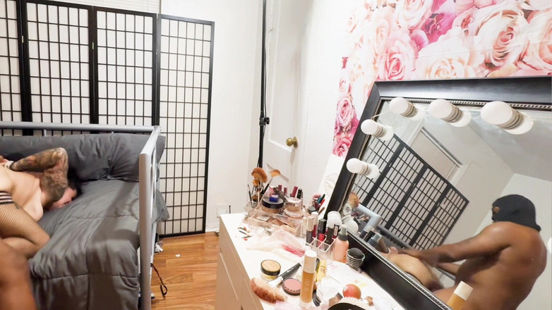 HolleeHuntress: Hollee和 Lucky