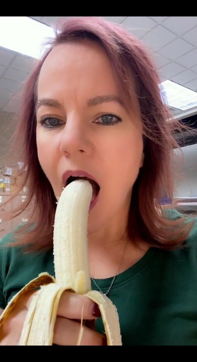 Ms Amanda: Đã đến lúc ăn nhẹ