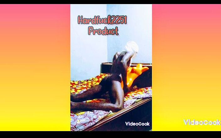 Africa fuck: काला लड़का सेक्स घड़ी की दीवानी इच्छा के बाद इस मॉडल को चोदता है!