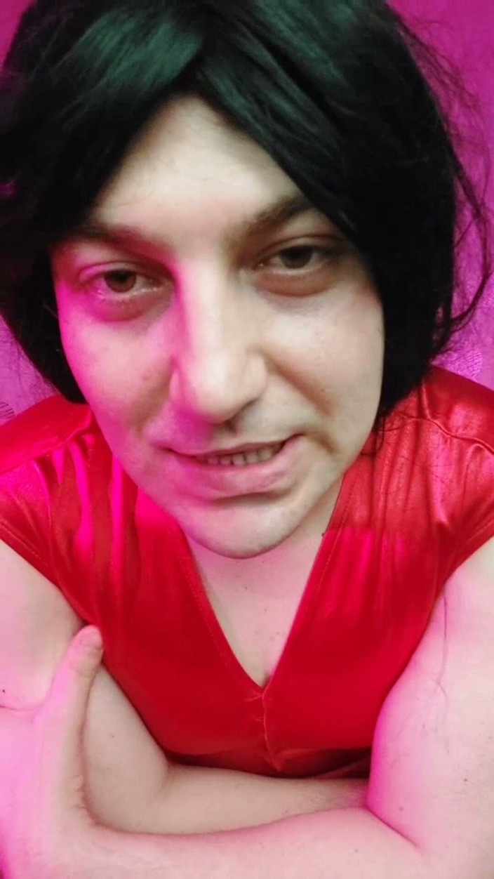 Kitty_Cross: Femboy gótica blanca con medias medias