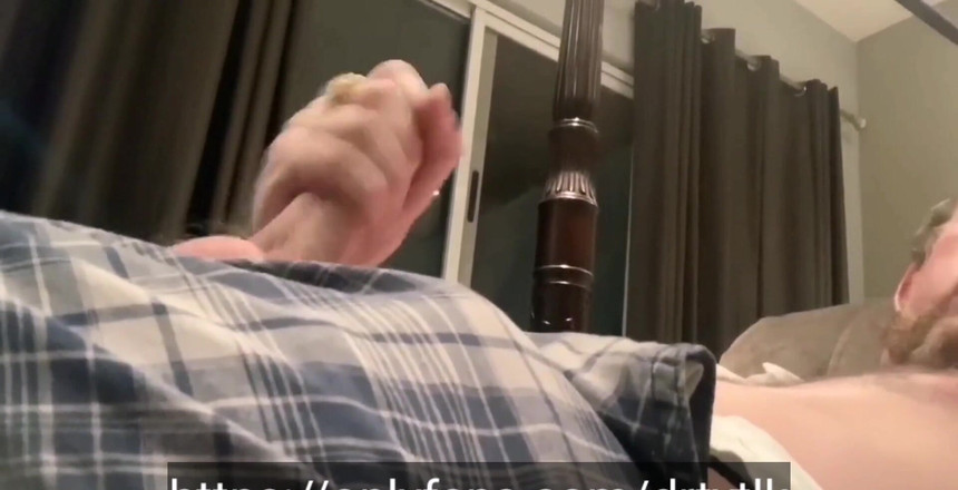 Dirty Talking Guy: Stříkání několika náloží za sebou pro vás - Cumpilation