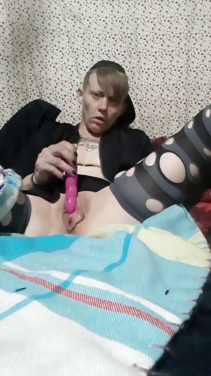 She Is All Daddy Needs: 을 2020년